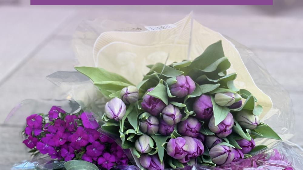 DIY Floral Arrangement with Grocery Store Flowers