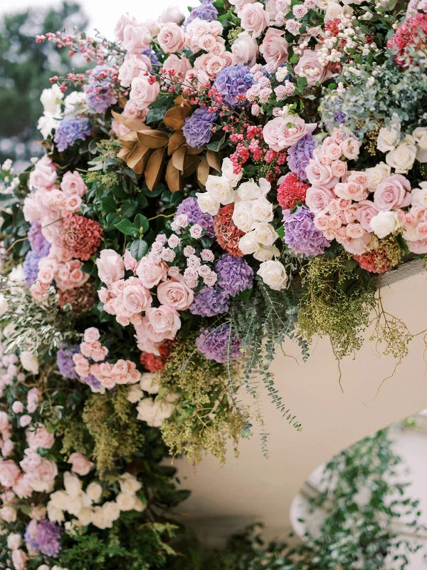 Planning a Wedding This Year? Here’s When to Book Your Florals