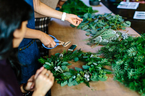 Crafting Elegance: A Guide to Creating and Ordering Luxury Holiday Wreaths
